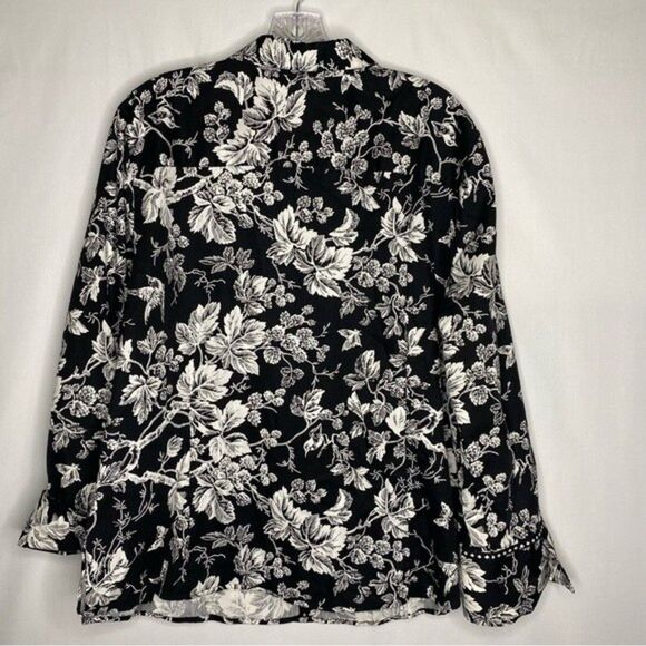 Foxcroft Black and White Leaves Button Down Shirt size 18 - Picture 5 of 6